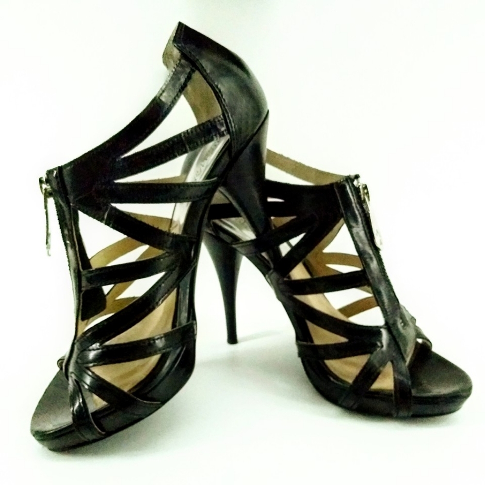Michael Kors Strappy Blk Patent Leather Zip Heels